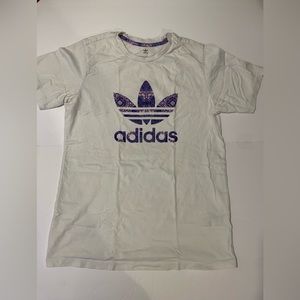 Adidas T-shirt